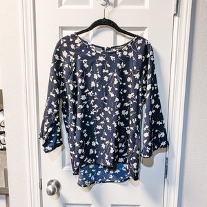 Larie Crew Neck Blouse